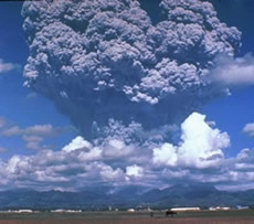 Volcanic Hazards. Mount Pinatubo eruption Phillipines